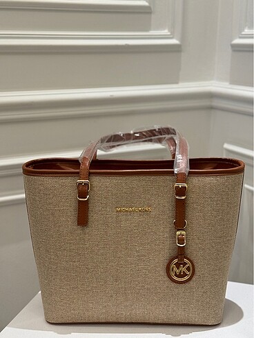 Michael Kors krem çanta