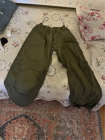 addax paraşüt pantolon
