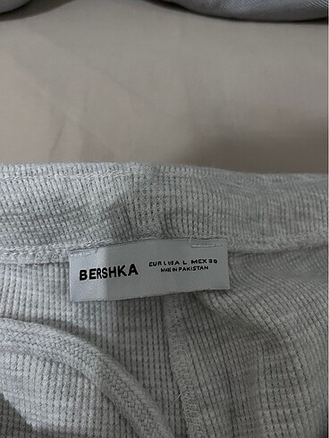 l Beden bershka eşofman