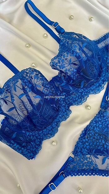 Lacivert Bralet Takımı