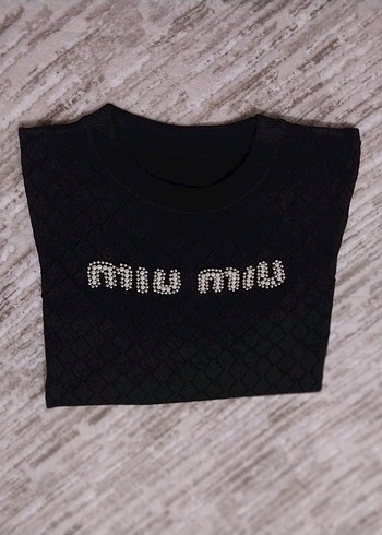 Siyah Kısa Kollu Triko Tişört - Görsel 2