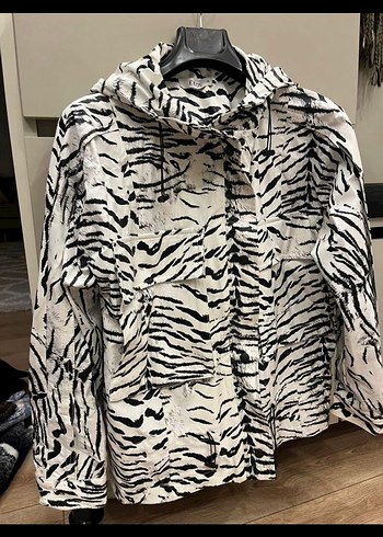 Ekol Kadın Zebra Desenli ceket