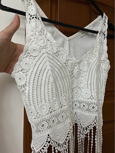 Topshop Beyaz Püsküllü Crop