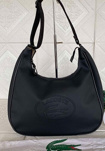 Lacoste omuz çantası