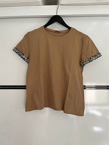 Zara kısa kollu tshirt