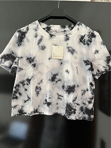 Zara batik tshirt