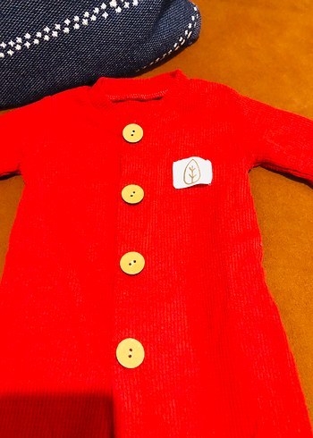 Uzun Kollu Kırmızı Bebek Tulum - Görsel 2