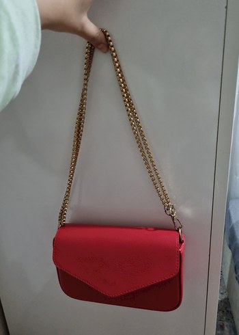 Kırmızı Deri Zincir Detaylı Kadın Çanta - Görsel 4