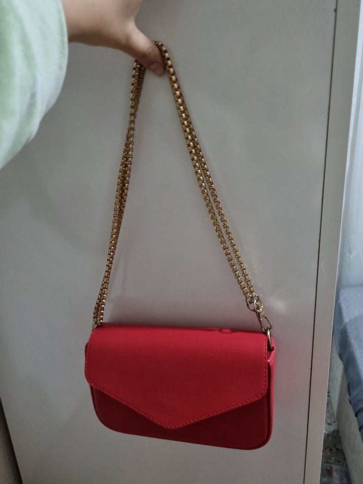 Kırmızı Deri Zincir Detaylı Kadın Çanta - Görsel 4