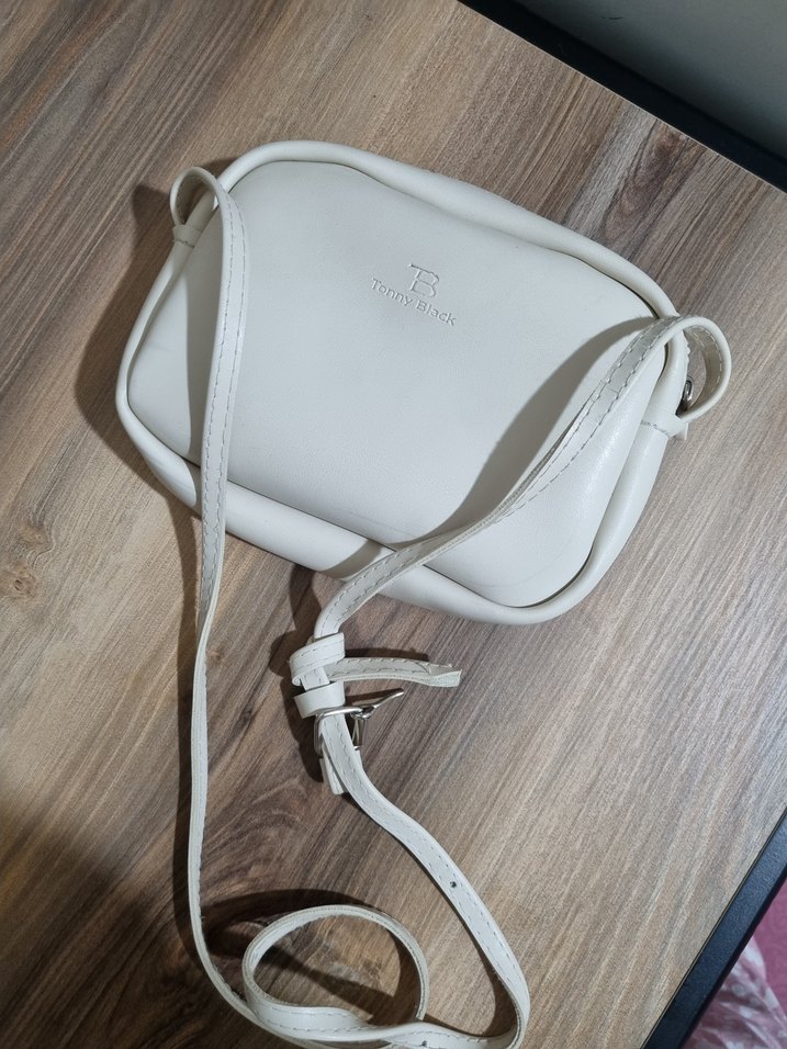 Beyaz Deri Kadın Çapraz Çanta - Görsel 2