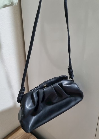Siyah Deri Kadın Omuz Çantası Büzgülü - Görsel 7