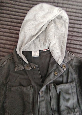 Kapüşonlu Gri Erkek Çocuk Kot Ceket - Görsel 2