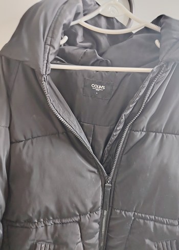 Siyah Mini Kapüşonlu Fermuarlı Kışlık Kadın Mont - Görsel 3