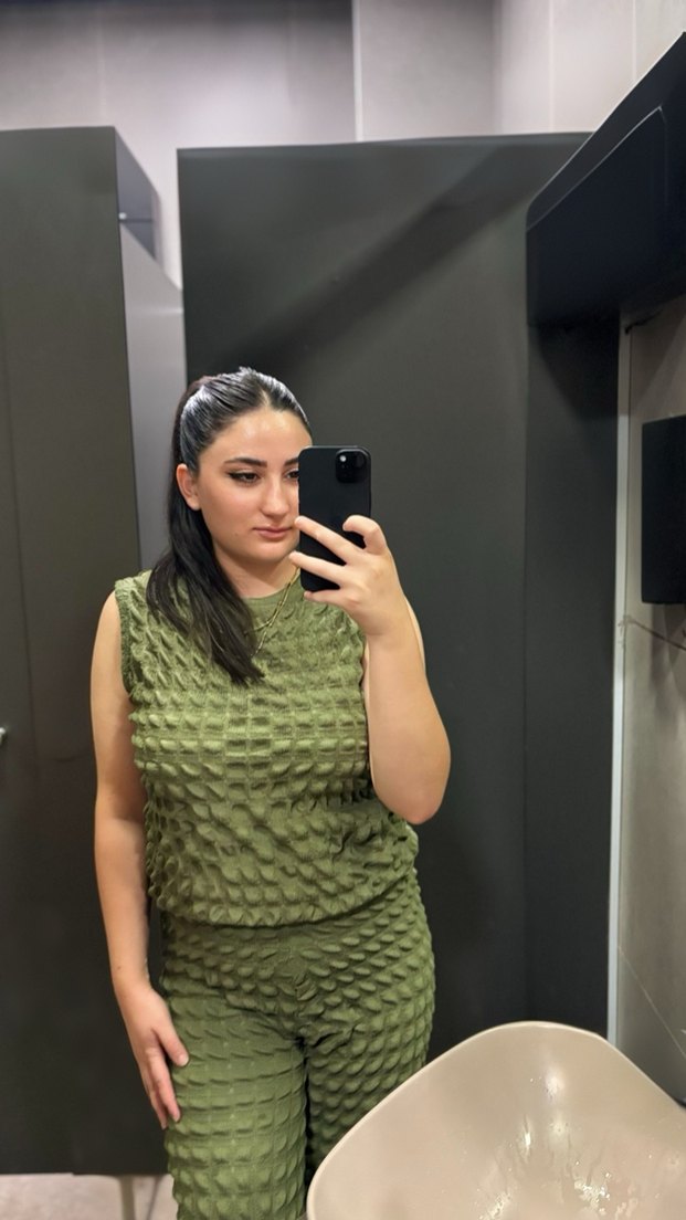 Kadın Koyu Haki Kolsuz Mini Tulum - Görsel 2