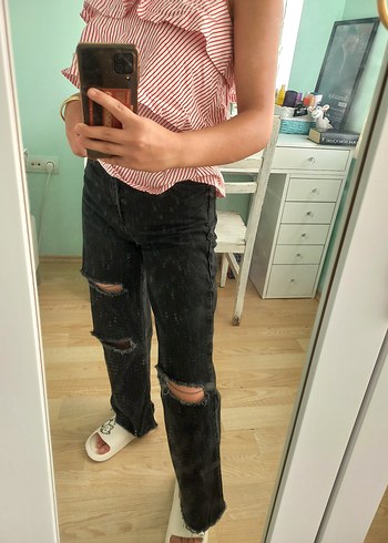 Siyah Yırtık Detaylı Salaş Kadın Jean - Görsel 6