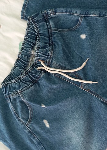 Kadın Mavi Yırtık Detaylı Boyfrend Kot Pantolon - Görsel 5