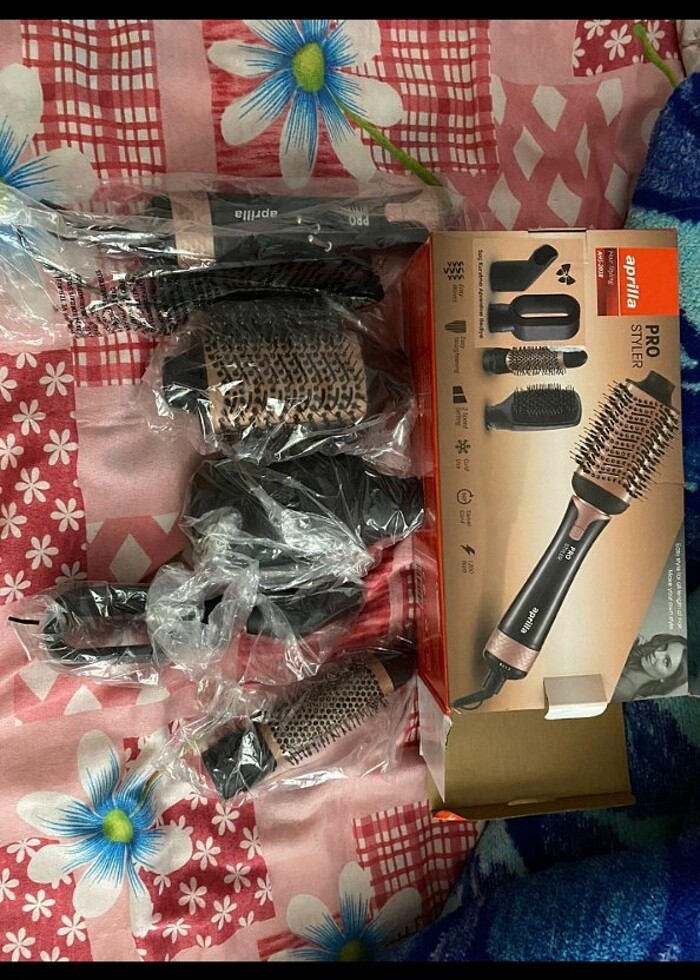 Aprilla 6 başlıklı saç seti - Görsel 2