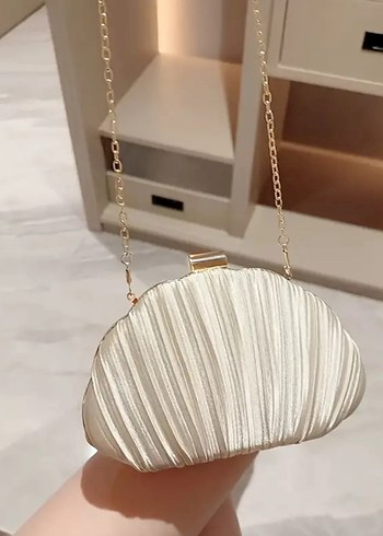 Zara Beyaz Piliseli Kadın Abiye Portföy Çanta