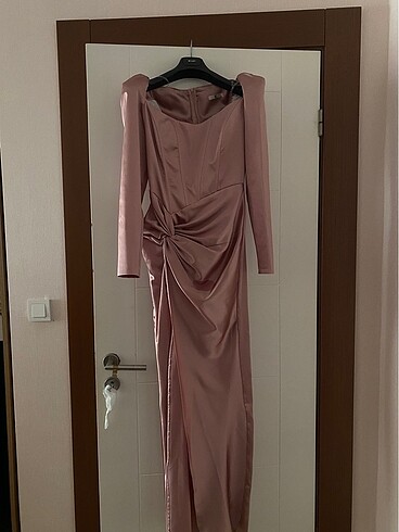38 Beden Keikei pudra uzun kol saten elbise