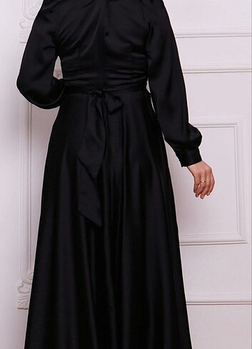 Uzun siyah abiye - Görsel 3