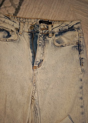 Trendyol & Milla Bej Geniş Kesim Midi Kot Pantolon