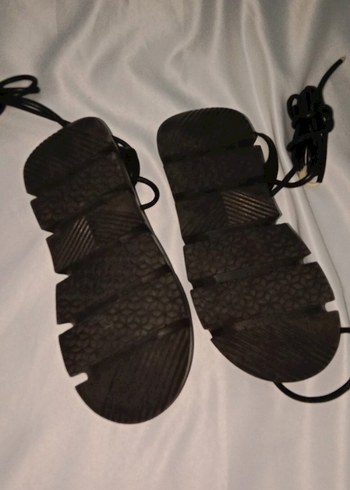 37 Beden Siyah Bağcıklı Stiletto Topuklu Kadın Sandalet