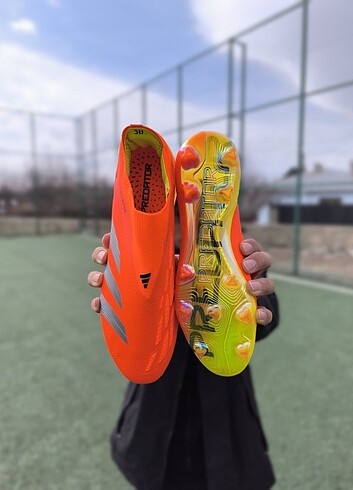 42 Beden kırmızı Renk Adidas Predator Elite Prof Krampon