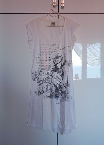 Siyah Kısa Kollu Baskılı Tişört - Görsel 2