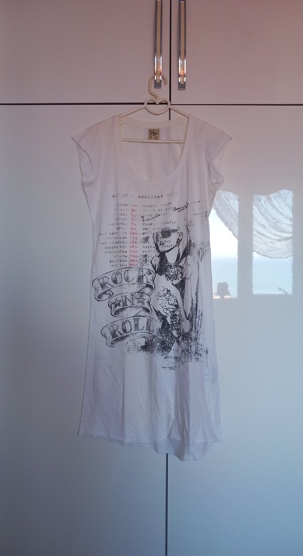 Siyah Kısa Kollu Baskılı Tişört - Görsel 2