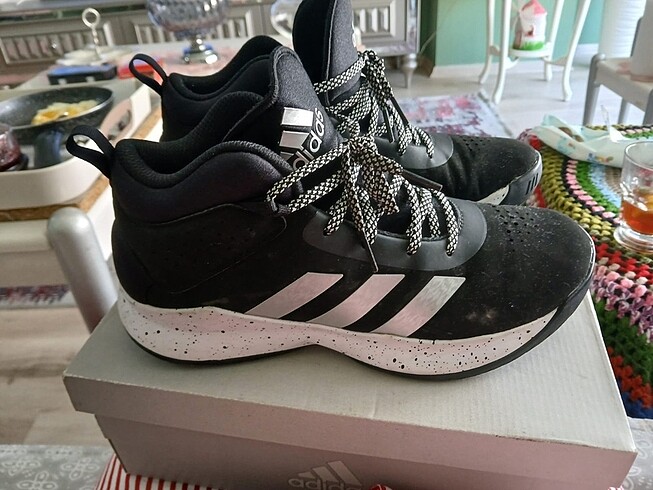 Adidas spor ayakkabı
