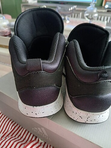 38 Beden Adidas spor ayakkabı