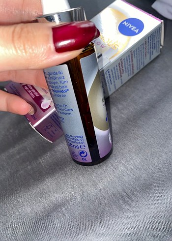  Beden Nivea Luminous Skin Glow Aydınlatıcı Serum 30 ml