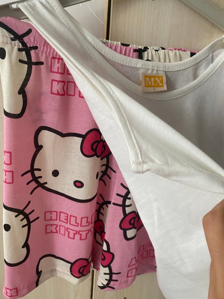Hello Kitty Baskılı Pembe Dantel Detaylı Kedi Kıyafeti - Görsel 4