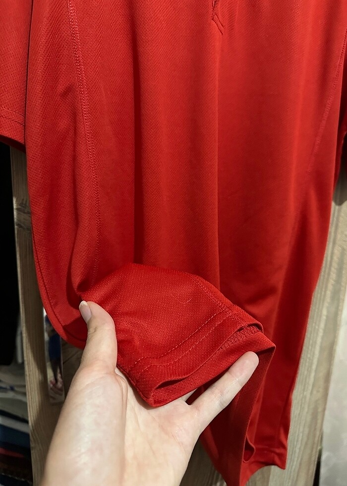 Kırmızı erkek forma - Görsel 2