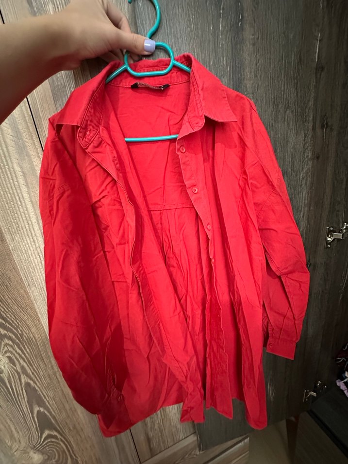 Kırmızı Düğmeli Uzun Kollu Keten Gömlek - Görsel 2