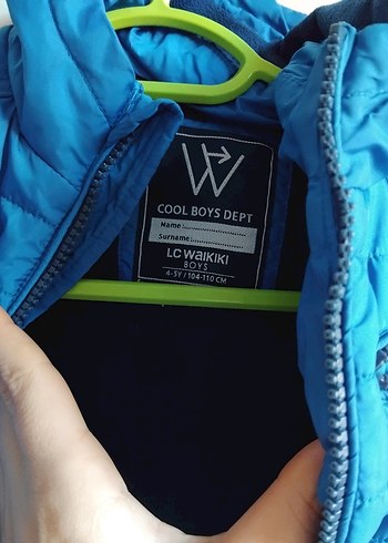 Mavi Kapitone Erkek Çocuk Mont - Görsel 3