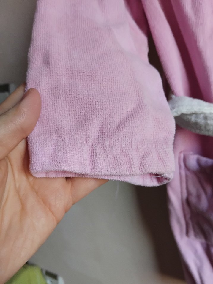 Kız Çocuk Pembe Kapüşonlu Bornoz - Görsel 2