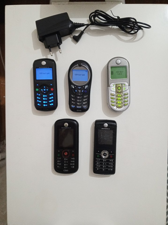 Motorola Eski Model Cep Telefonları - Görsel 2