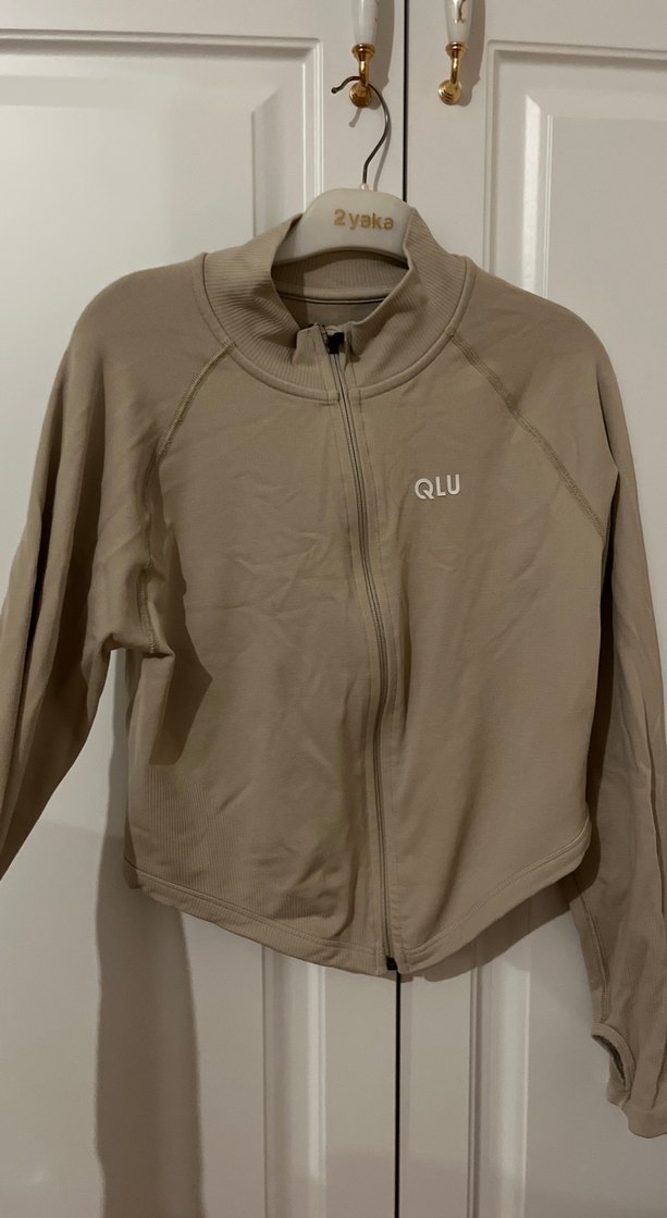 Bej QLU Fermuarlı Yüksek Yakalı Kadın Ceket - Görsel 3