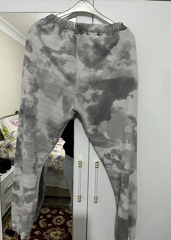 Gri Batik Desenli Mini Kadın Eşofman - Görsel 3