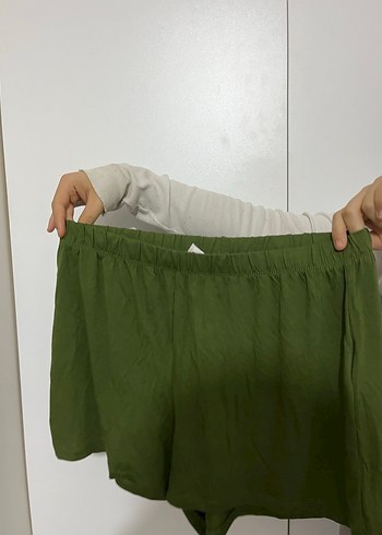 Yeşil Salaş Keten Hamile Şortu - Görsel 3