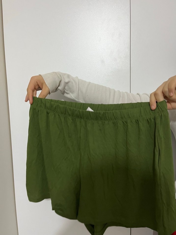 Yeşil Salaş Keten Hamile Şortu - Görsel 3