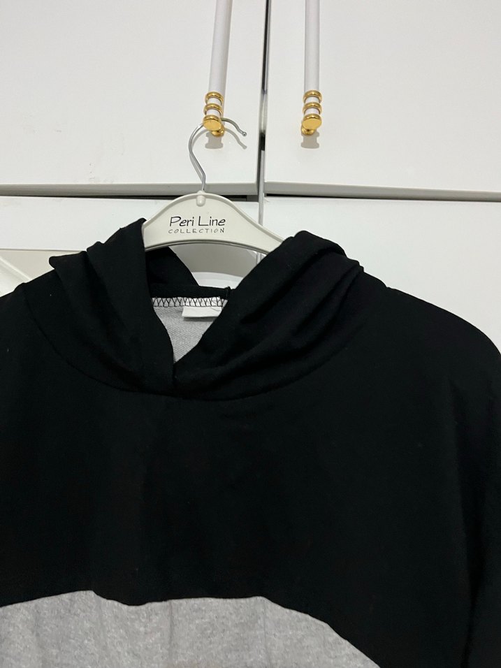 Gri Siyah Renkli Kapüşonlu Kadın Sweatshirt - Görsel 5