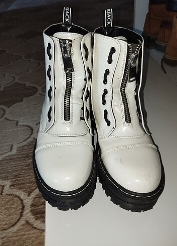 Lumberjack Kadın beyaz bot çok, tarz 