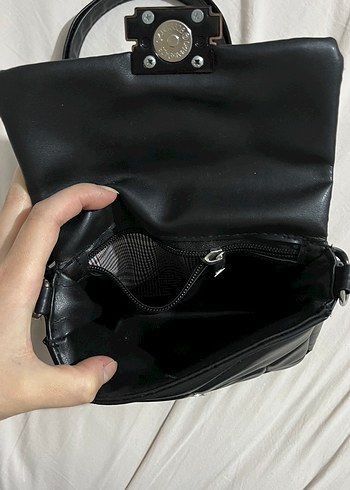 Siyah Deri Zincir Askılı Kadın Çanta - Görsel 4