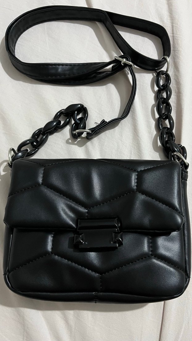 Siyah Deri Zincir Askılı Kadın Çanta - Görsel 2