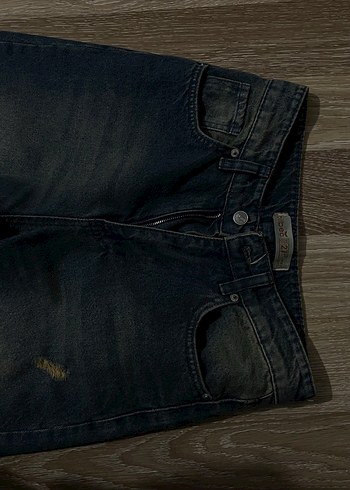 Yırtık kadın kot - Görsel 3