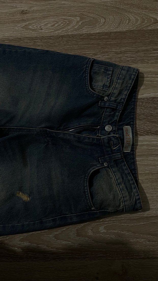 Yırtık kadın kot - Görsel 3