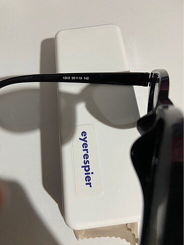 Kadın Siyah Güneş Gözlüğü - Görsel 4