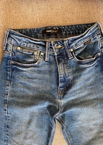 Mavi jeans yırtmaçlı jean pantolon - Görsel 2